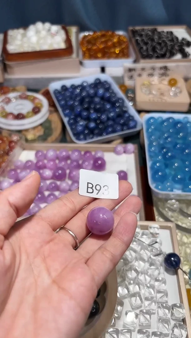 未镶嵌手串水晶阿****?B93紫锂辉圆珠宽卡18拍2