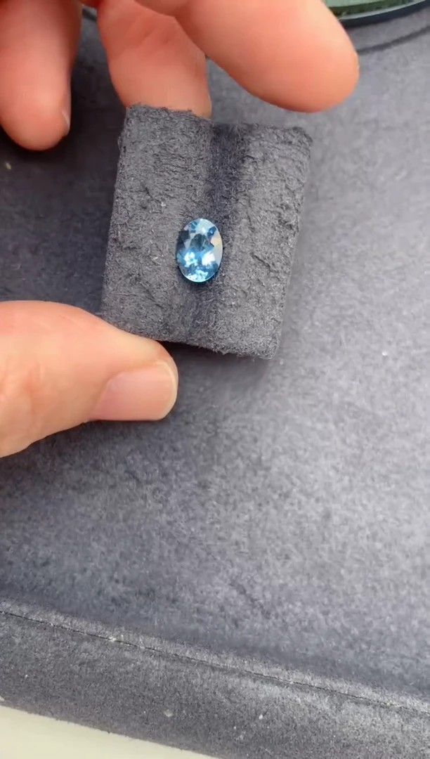 海蓝宝石裸石未镶嵌98分海蓝宝  DE