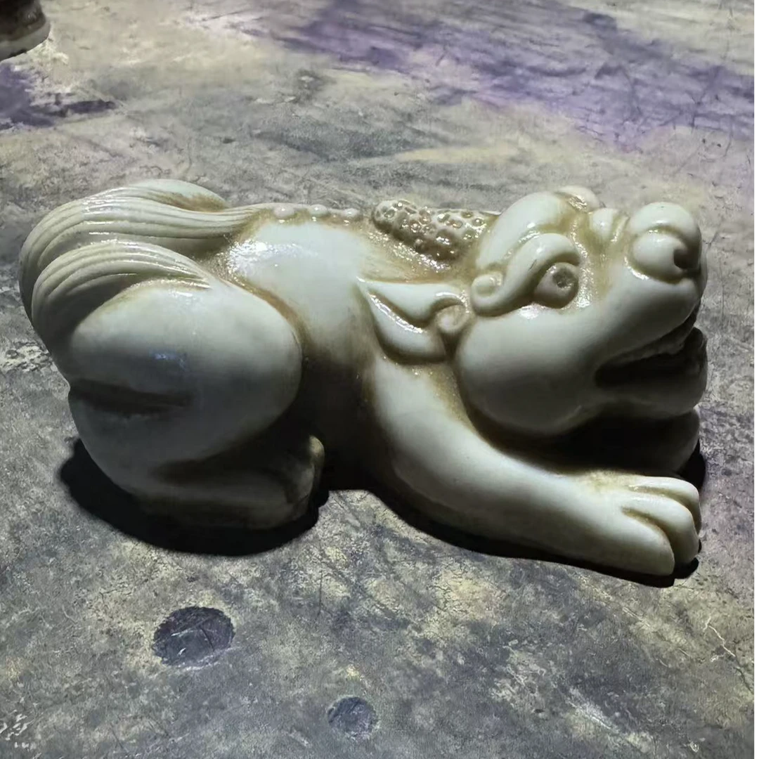 精品摆件白色貔貅