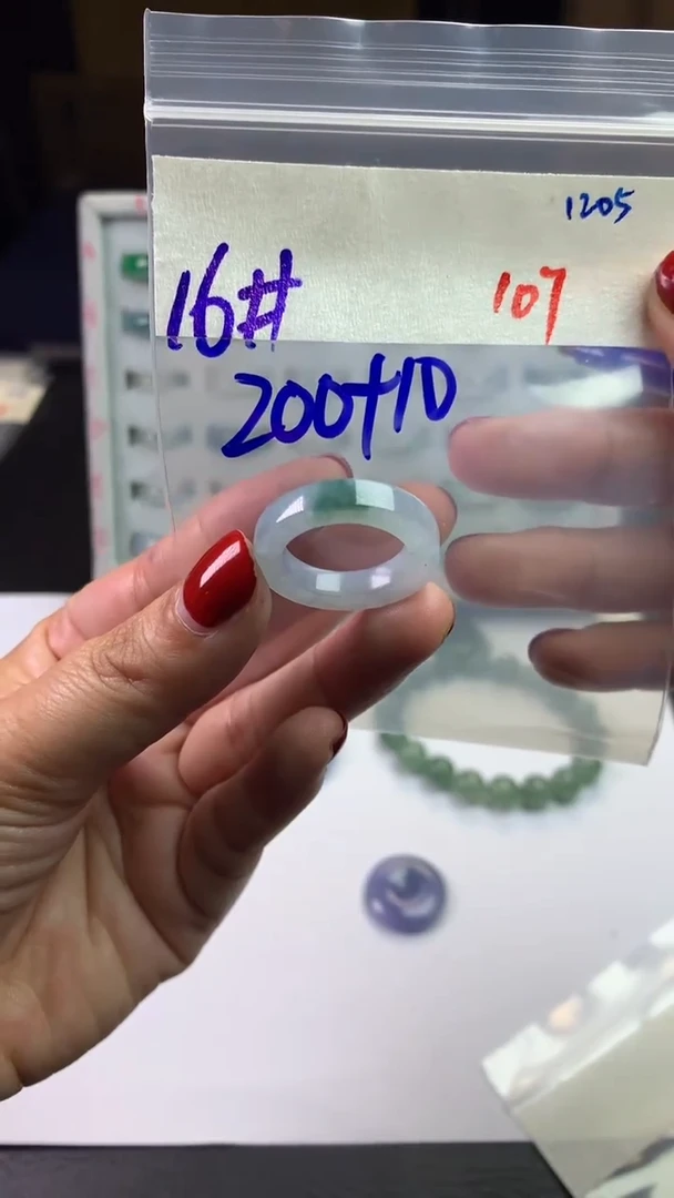 未镶嵌定制翡翠毛货需精细抛光拍一发一