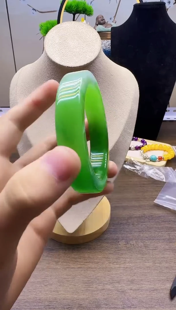 翡翠手镯未镶嵌QY38