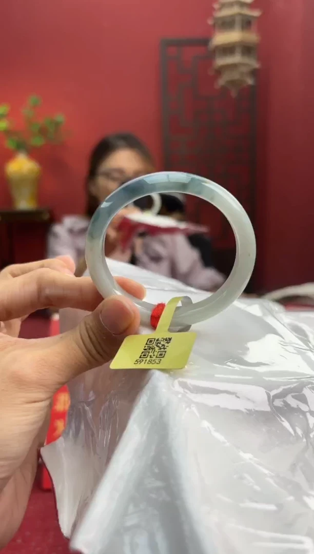 未镶嵌手镯（贵妃镯）翡翠翡翠手镯8