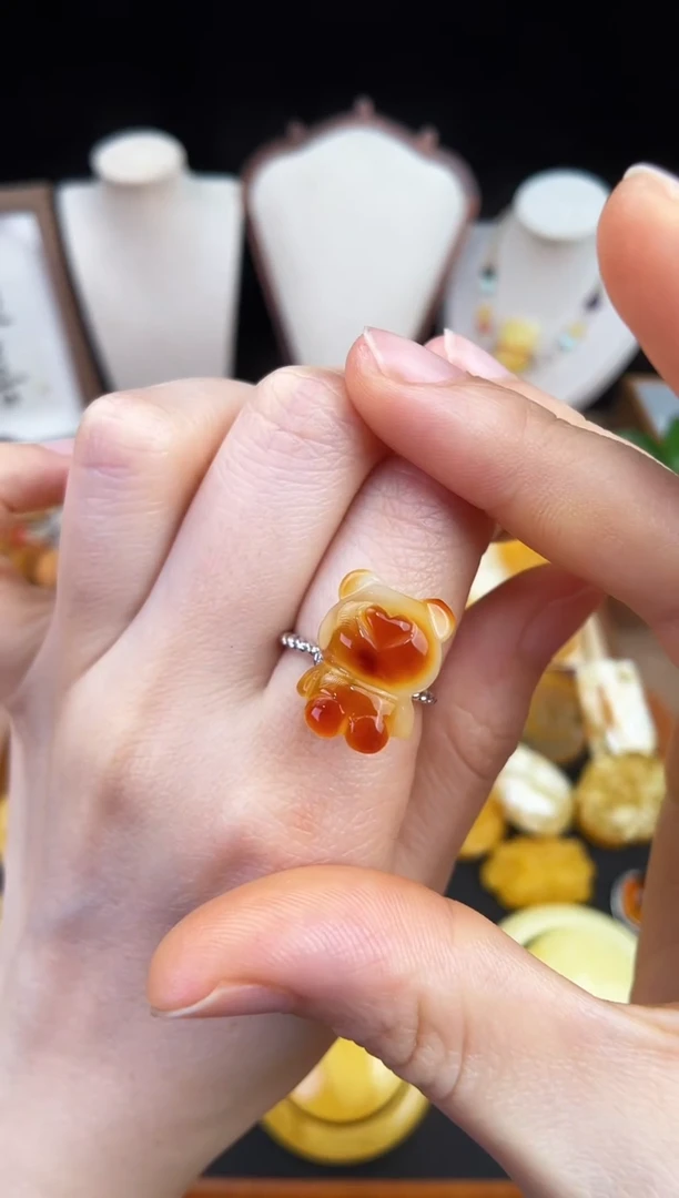 琥珀未镶嵌珠宝奇石柒月