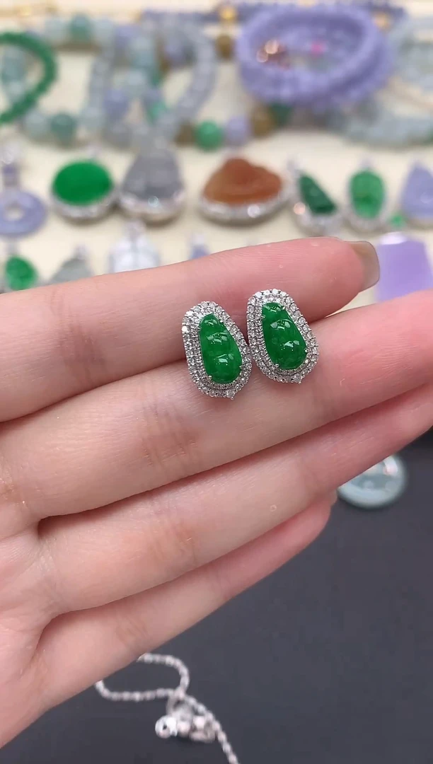 颈饰18K金镶嵌翡翠137-耳饰