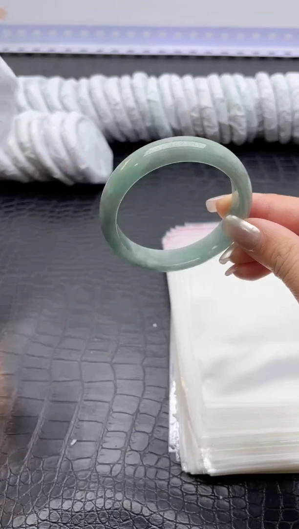 手镯所见即所得拍啥发啥18