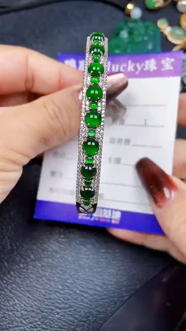 颈饰银S925镶嵌翡翠8050
