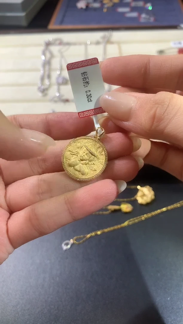 18K金镶嵌吊坠（不含链）钻石W195|多样性发货一件2980