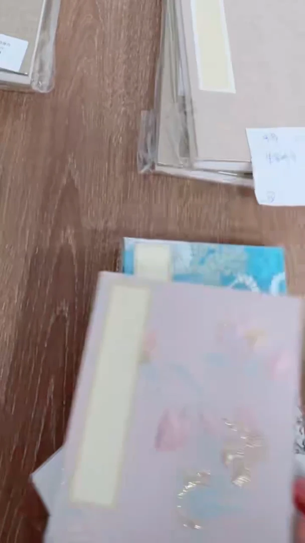 67#    17*12兴文斋国风宋锦册页一本不挑款