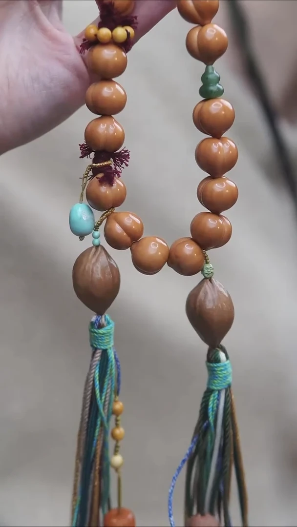 裸石琥珀未镶嵌*蜜蜡原石手串设计款