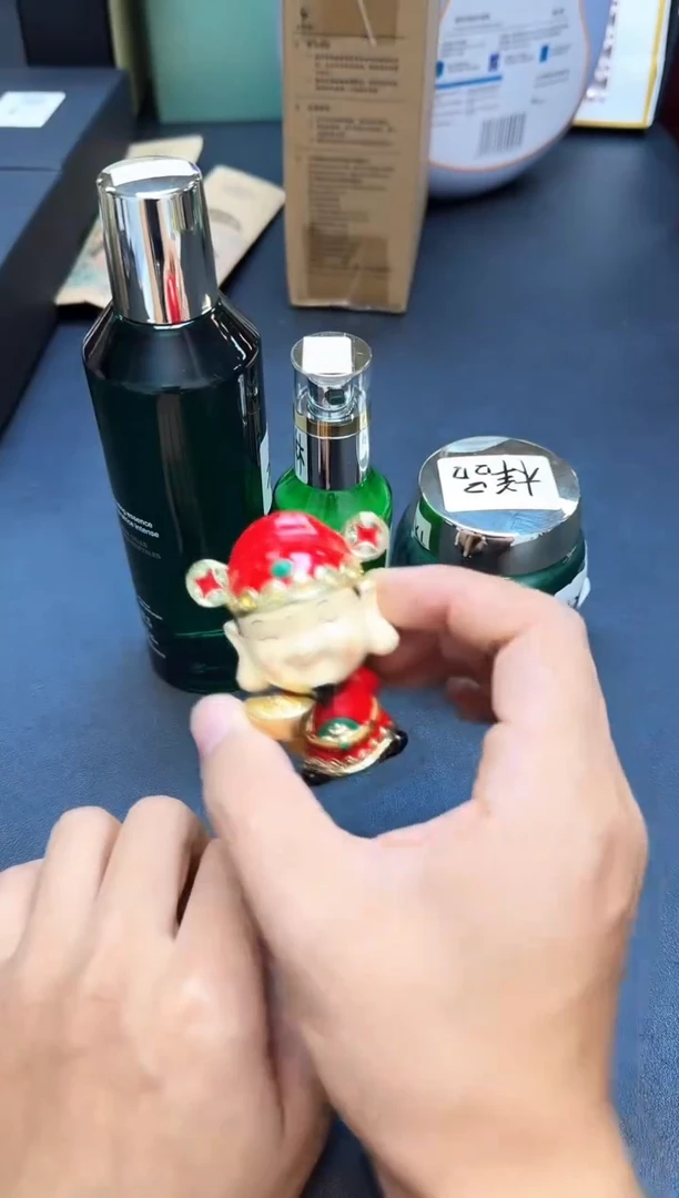 瓷片全新正品一件不留@@WR479