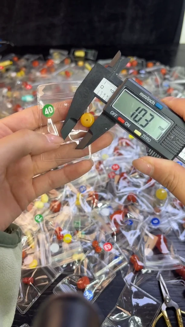 裸石蜜蜡未镶嵌多样性发货