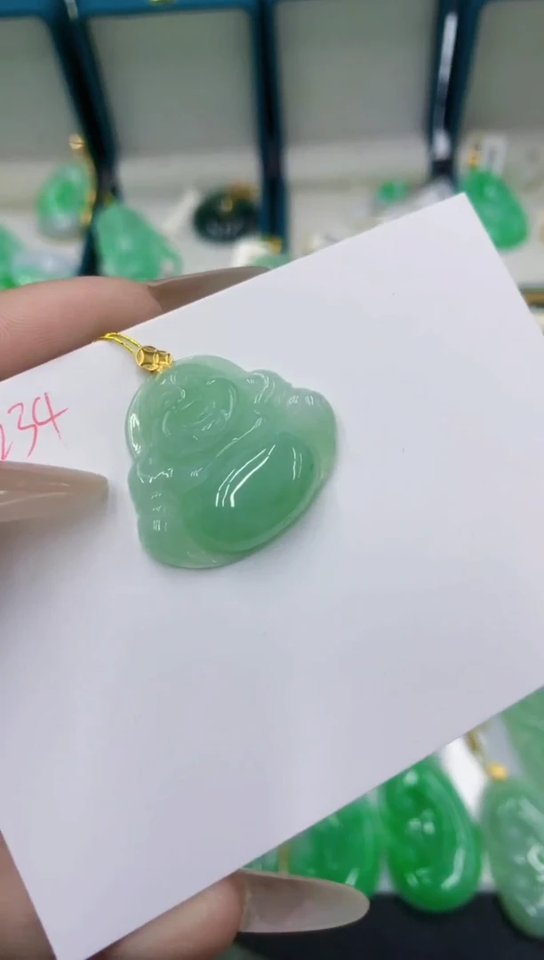 颈饰18K金镶嵌翡翠11111