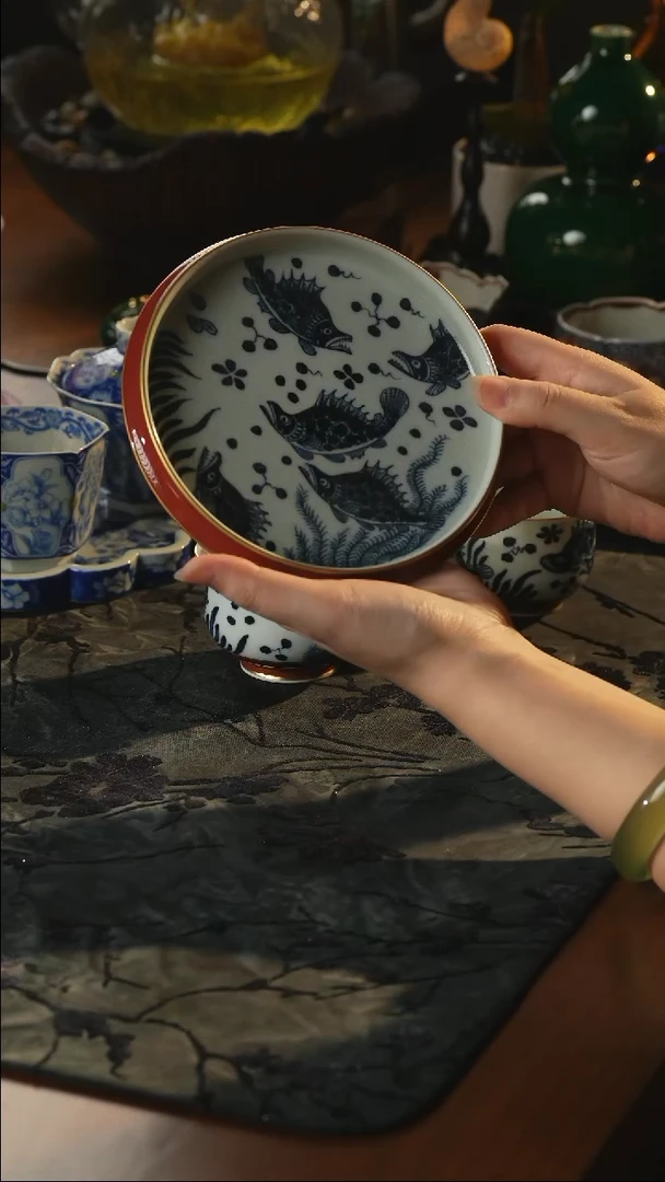 瓷片一如山坊