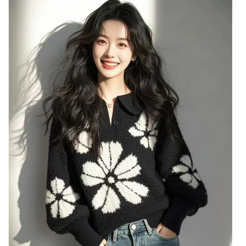 2025新款韩系慵懒高级感上衣黑色花朵图案翻领灯笼袖针织毛衣女春