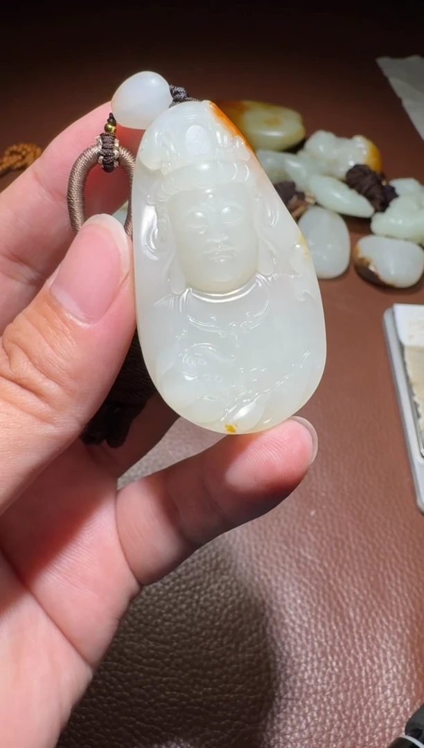 未镶嵌和田玉挂件姜**几和田玉