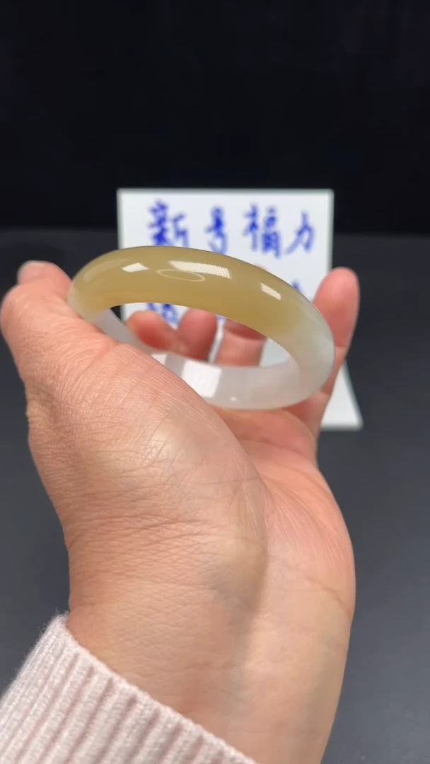 未镶嵌手镯和田玉3-58