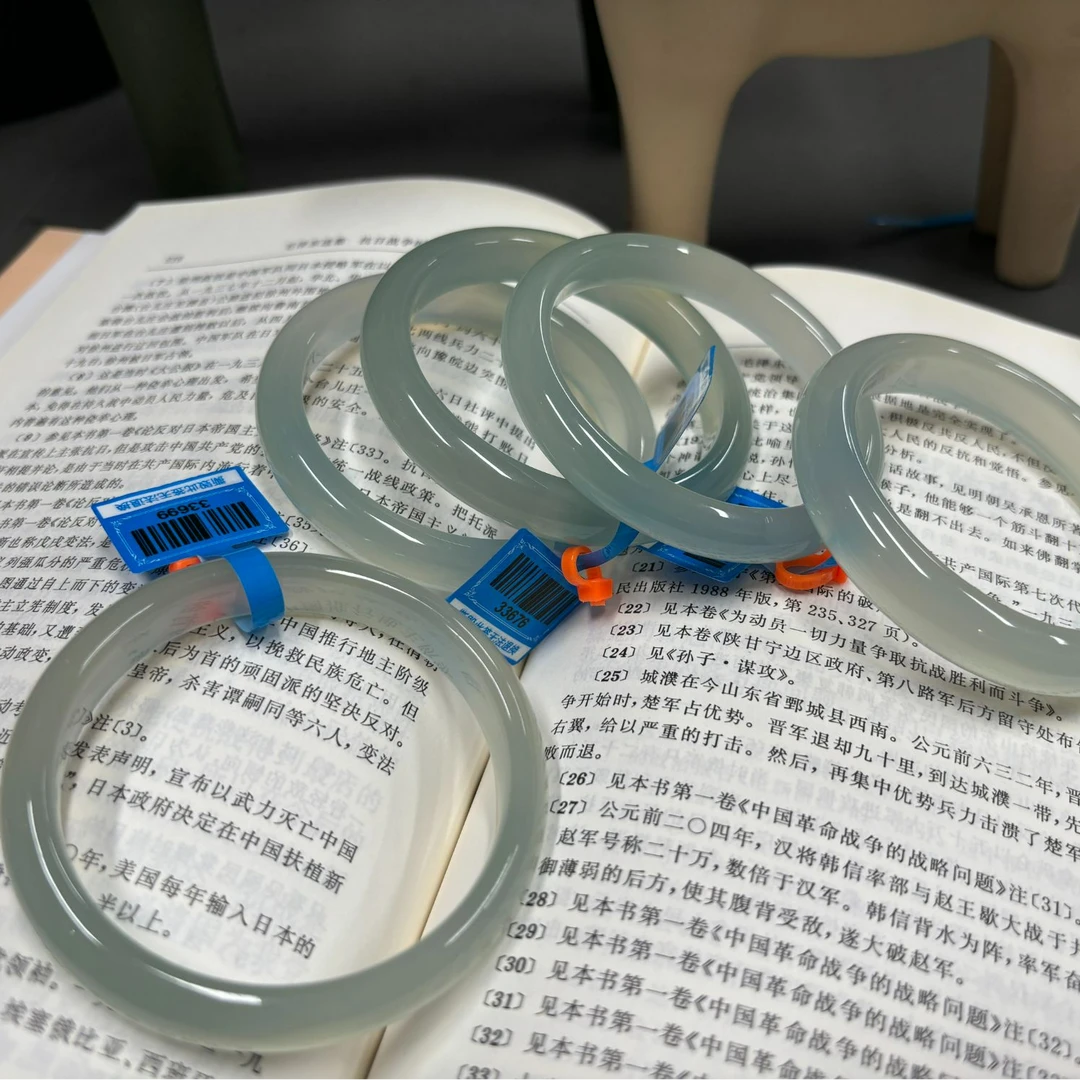 精挑玛瑙玉髓油青正圈高级百搭多样性一只发货