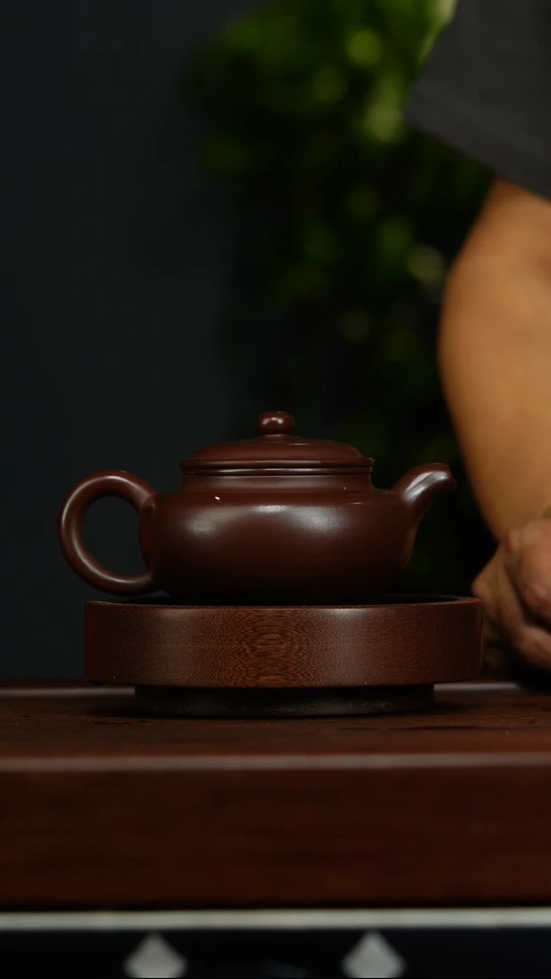 茶壶紫砂a15石红扁腹紫砂壶