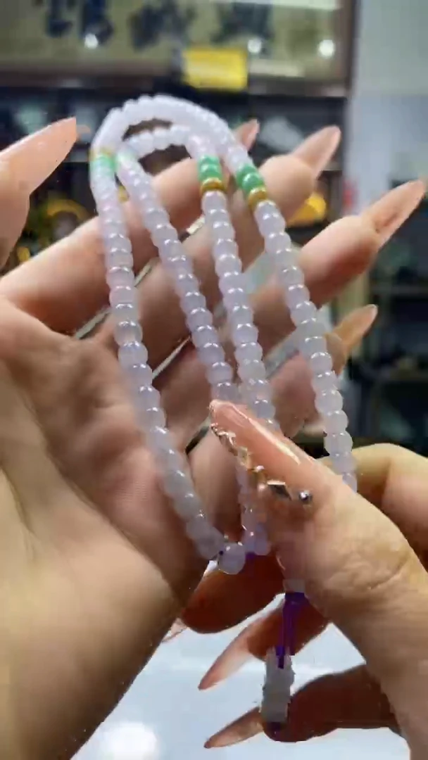 翡翠未镶嵌颈饰2574