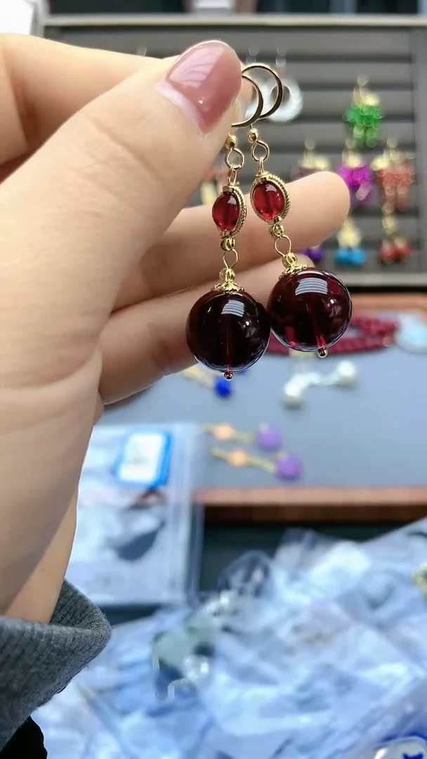 【闪购商品】血珀耳饰14K金镶嵌218000