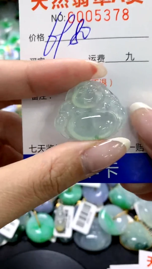 翡翠未镶嵌颈饰1111111111111111
