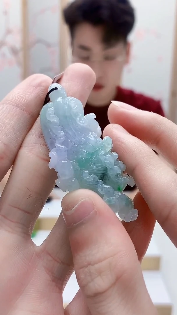 未镶嵌定制翡翠选****理毛货挂件190