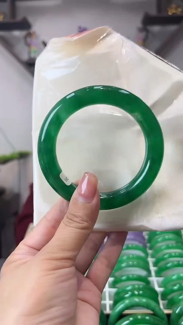 【闪购商品】砖雕a44 圈口59 独货手镯