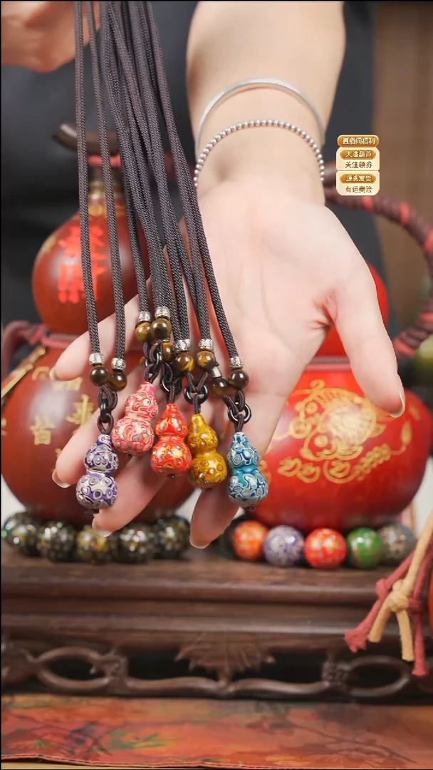 淇****装大漆紫光檀螺钿小脖挂5支