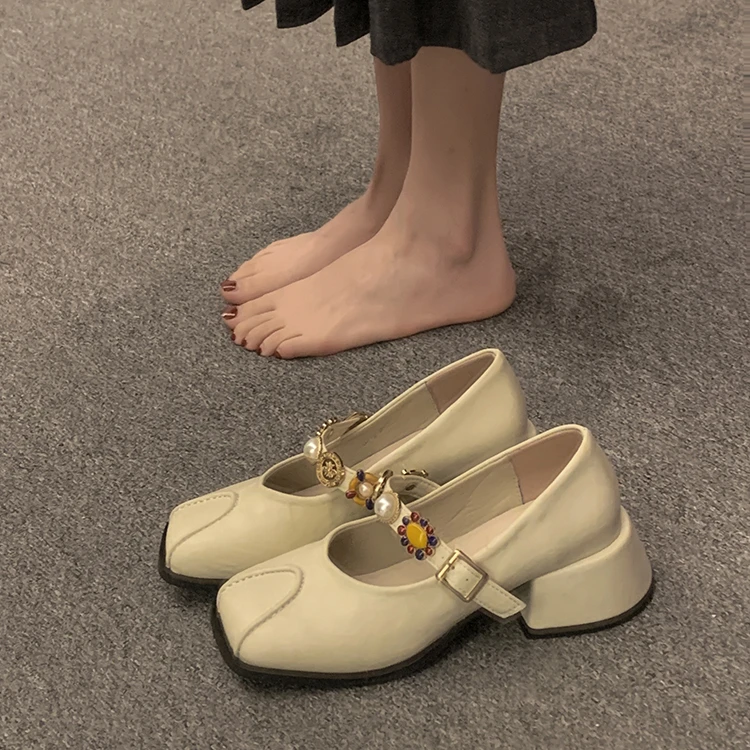 单鞋女2025秋季新款法式配裙子软皮不累脚气质方头粗跟玛丽珍女鞋