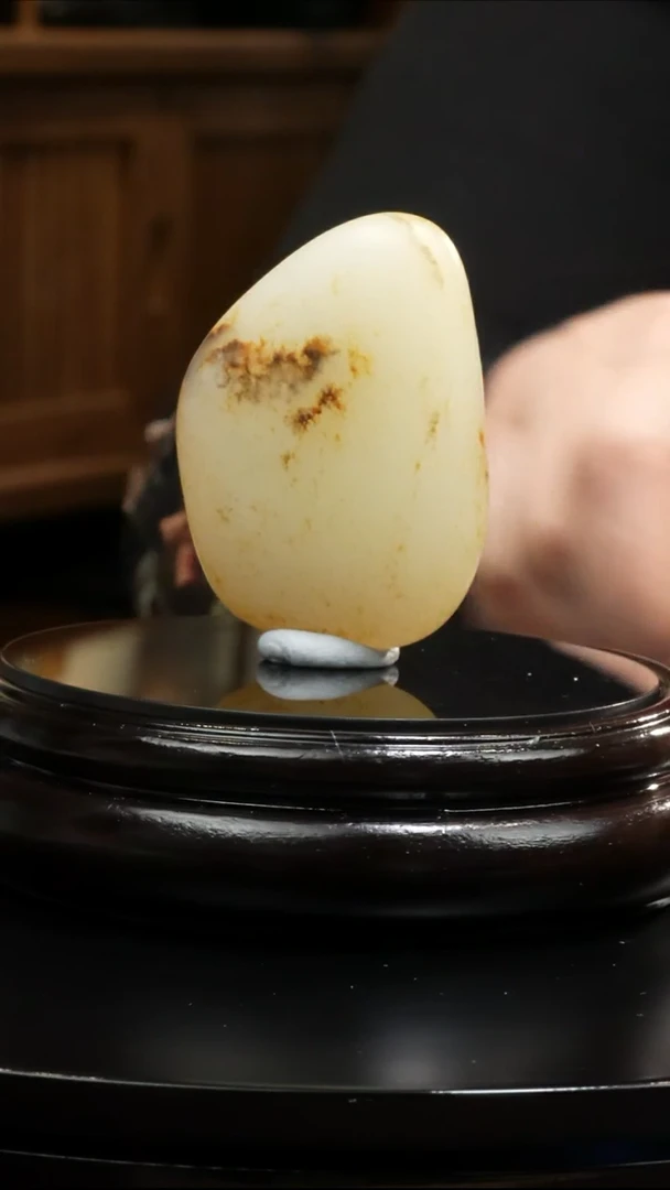 【闪购商品】和田玉吊坠(不含链)未镶嵌57.7克和田玉原石