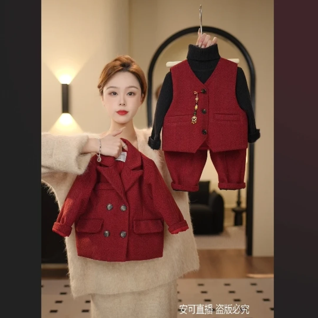 2025冬季新品萌娃穿搭加厚男女童棉服英伦西装套装25328