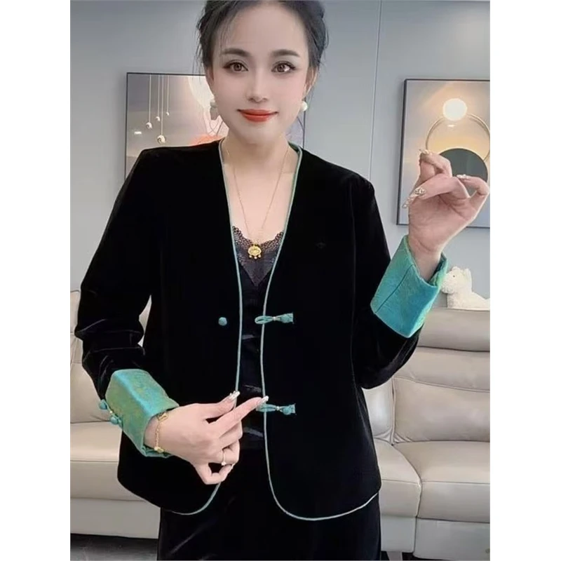 新中式国风丝绒外套女百搭秋季新款高级感气质百搭显瘦盘扣上衣女