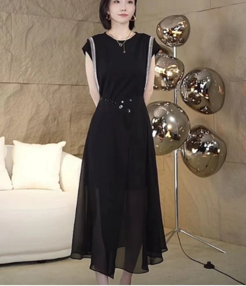 2025夏季韩版气质洋气复古收腰显瘦连衣裙腰间新颖设计xx