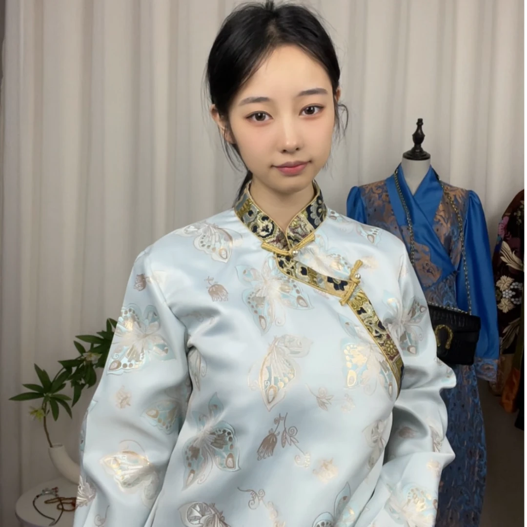 2025新款春季藏式百搭复古衬衣民族风气质女款上衣时尚国风新中式