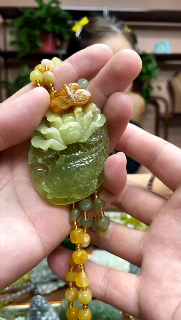 未镶嵌岫玉吊坠·