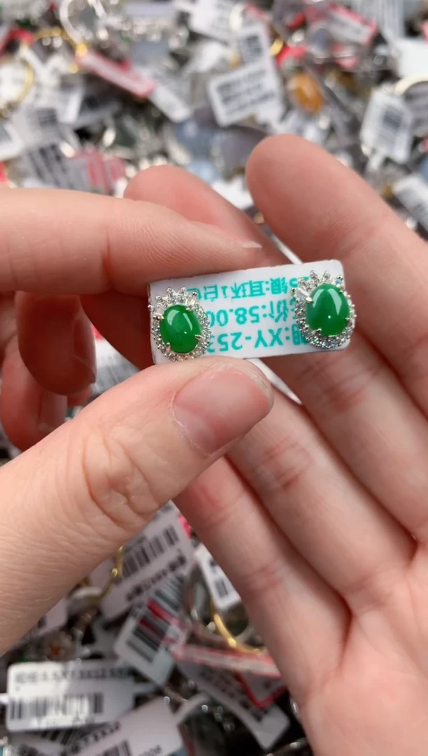 银S925镶嵌戒指翡翠666     1