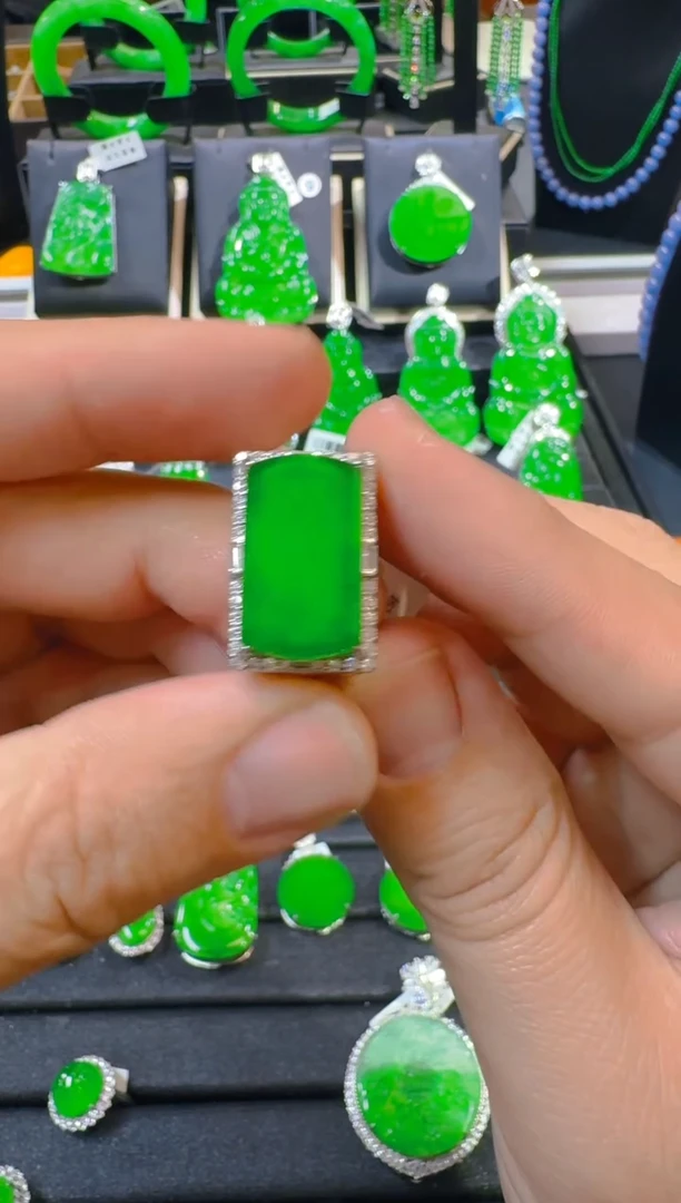 银S925镶嵌戒指翡翠天然A货翡翠