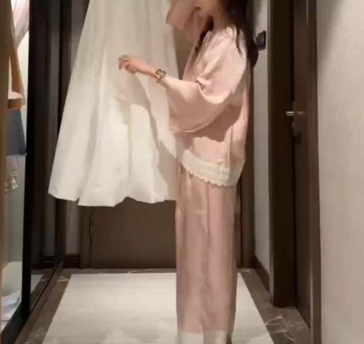 2025春季新款网红同款洋气气质韩版爆款套装女薄款Ys2