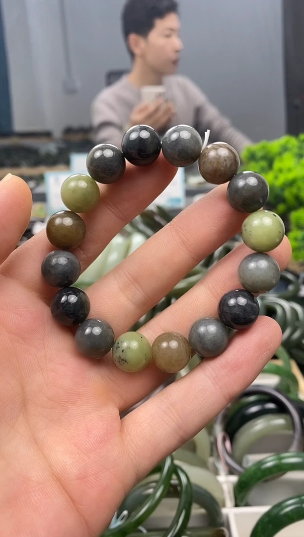 未镶嵌手镯和田玉12mm