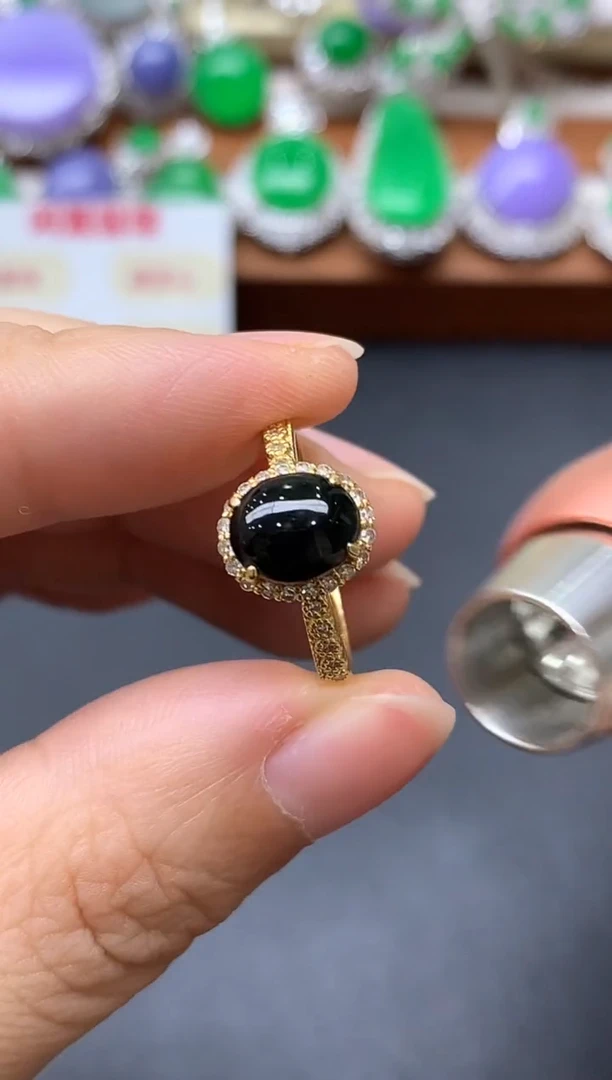 18K金镶嵌戒指翡翠441-中国好珍宝