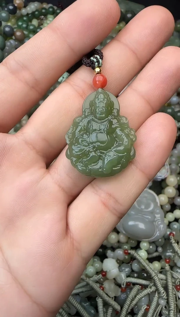 颈饰未镶嵌和田玉拍一发一