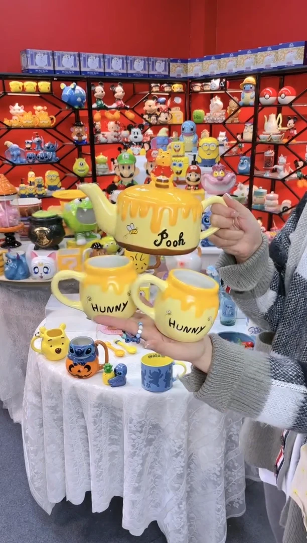 【闪购商品】.@@陶瓷维尼熊一壶二杯