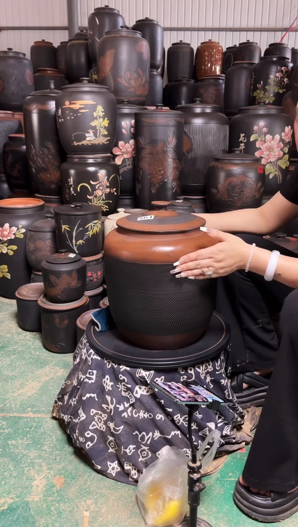 罐瑕疵小茶缸高35cm 跳叨 864