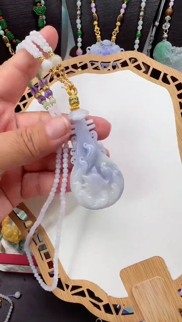 颈饰未镶嵌翡翠翠*阁吊坠