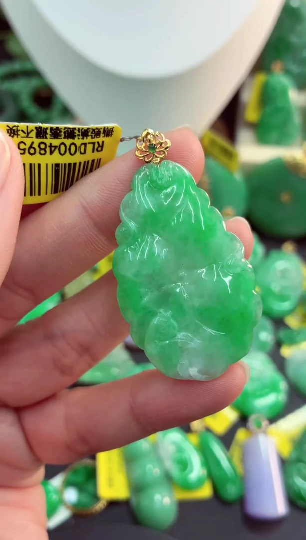 吊坠(不含链)18K金镶嵌翡翠天然缅甸翡翠A货