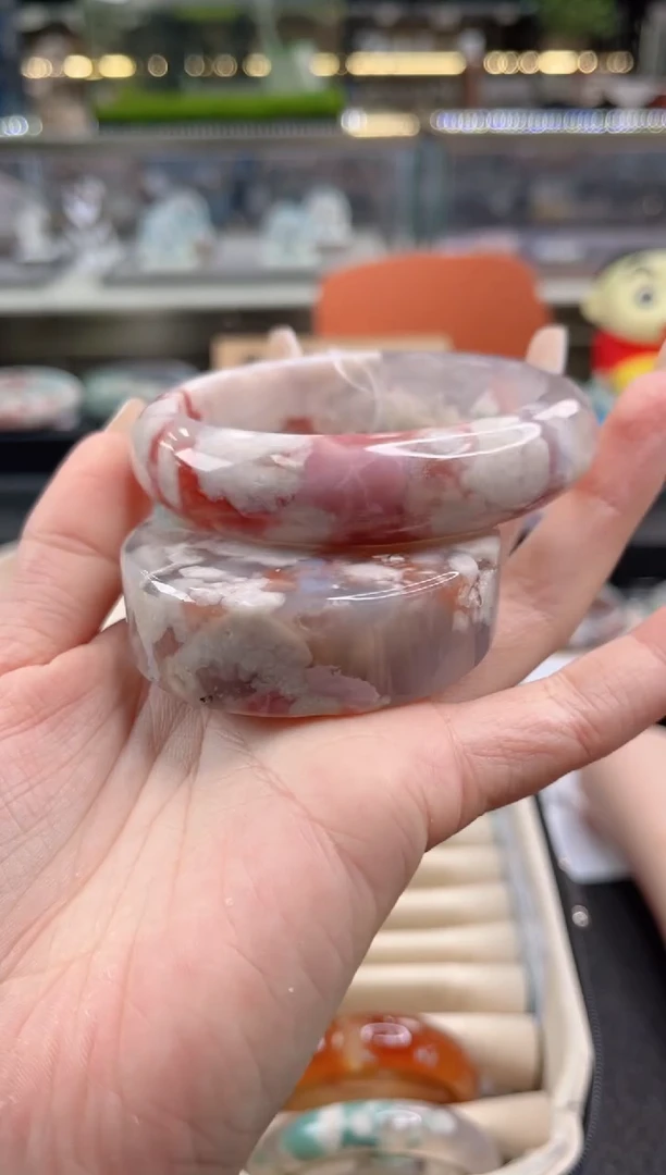 未镶嵌手镯石英质玉尘*丷圈口（赠品镯心）