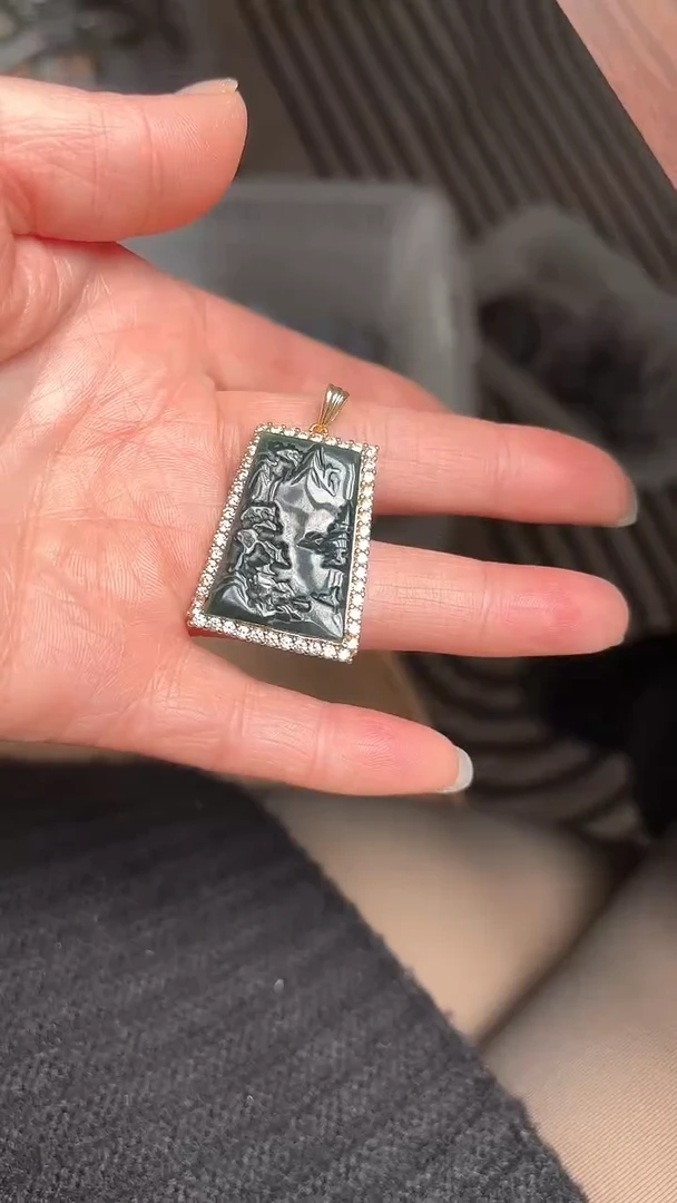 【闪购商品】翡翠未镶嵌吊坠(赠链)吊坠 N-1