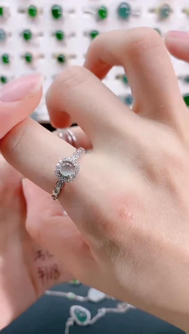 【闪购商品】翡翠戒指银S925镶嵌天然翡翠