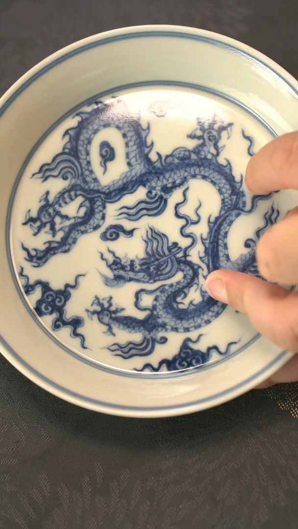垂虹幕古青花云龙纹壶承