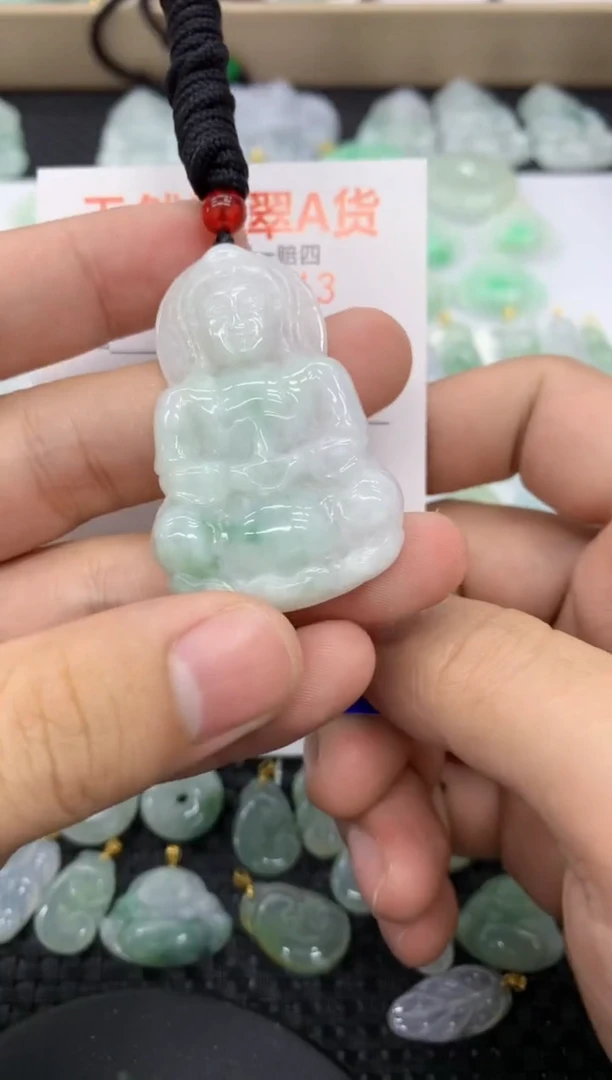 【闪购商品】翡翠颈饰未镶嵌1111111111